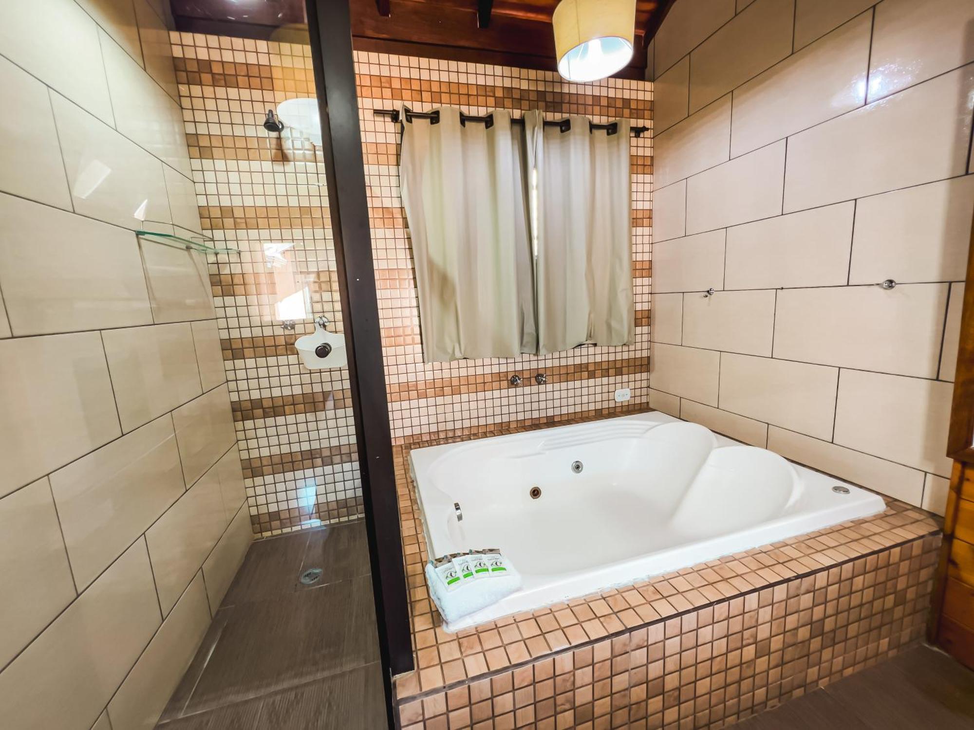 Galinha Da Roca Guest house